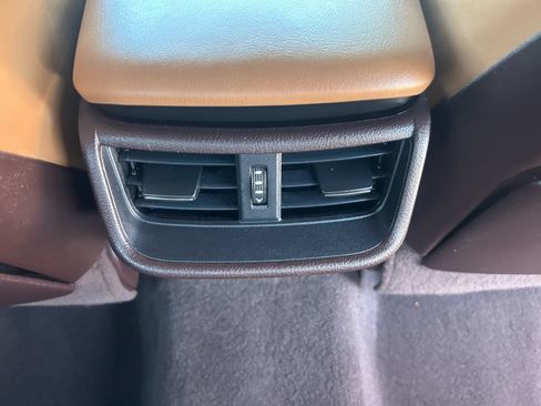 Used 2021 Lexus ES 300h w/ Premium Package FWD image 17