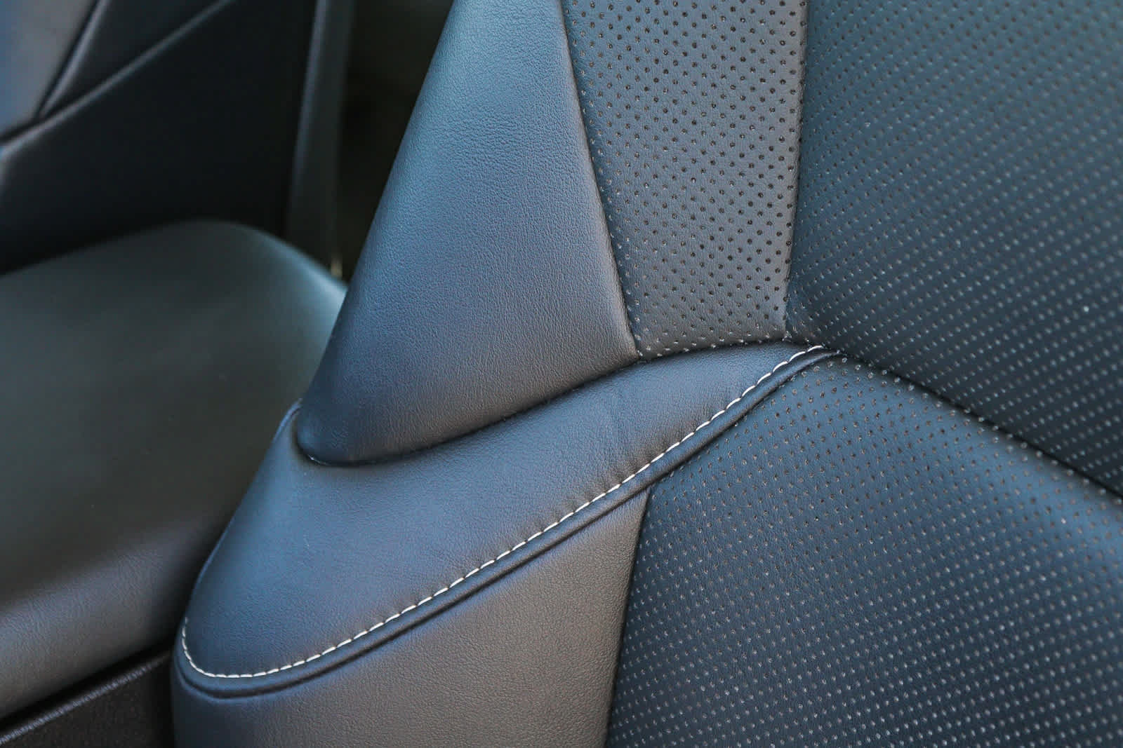 Used 2022 Lexus ES 300h w/ Premium Package FWD image 26