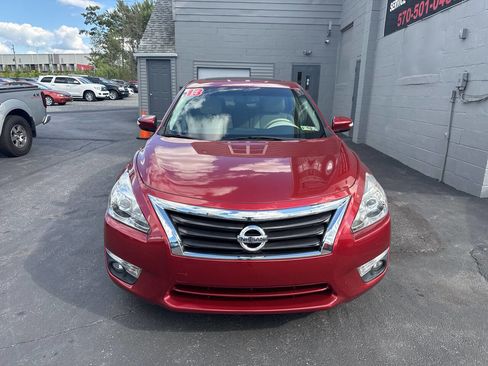 Used 2013 Nissan Altima 2.5 SL w/ Technology Pkg image 2
