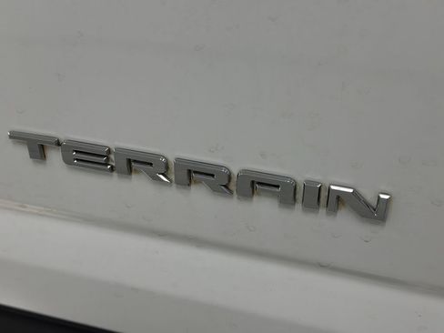 Used 2016 GMC Terrain SLT FWD image 21