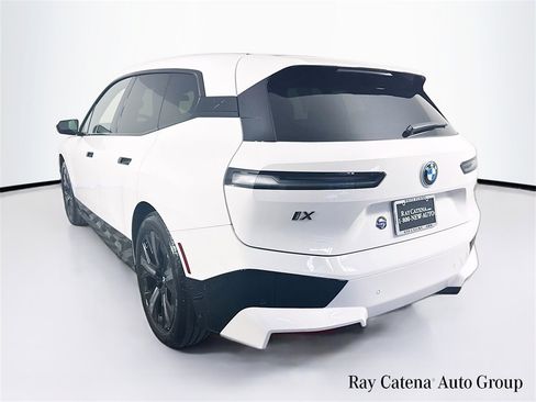 Used 2025 BMW iX M60 image 5