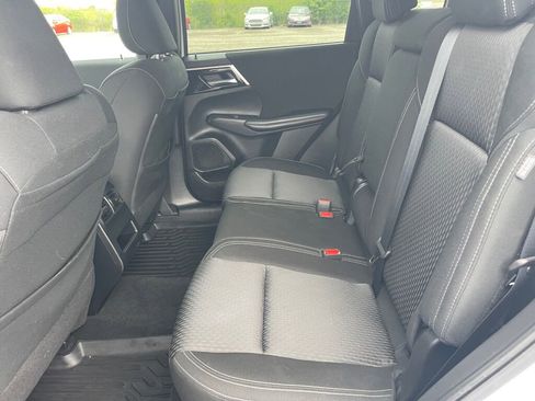 Used 2022 Mitsubishi Outlander ES AWD/4WD image 19