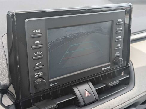 Used 2021 Toyota RAV4 XLE FWD image 28