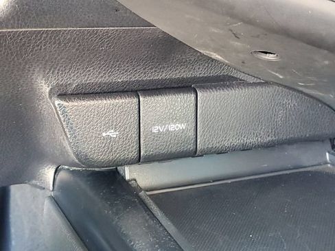 Used 2020 Toyota Camry SE FWD image 23