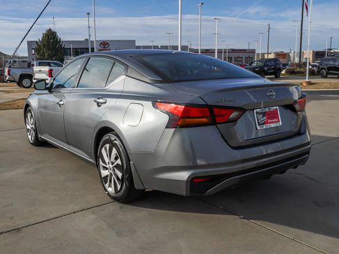 Used 2023 Nissan Altima 2.5 S image 6