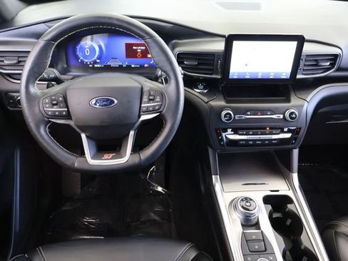 Used 2020 Ford Explorer ST AWD/4WD image 17