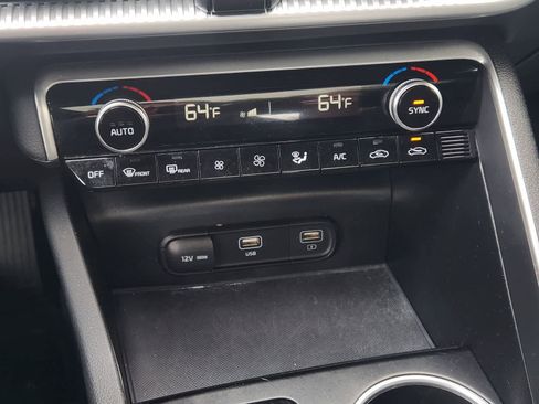 Used 2023 Kia K5 GT-Line image 19