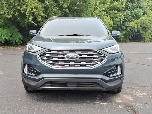 Used 2019 Ford Edge SEL w/ Equipment Group 201A AWD/4WD image 2