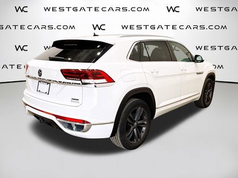 Used 2022 Volkswagen Atlas Cross Sport SEL R-Line image 8