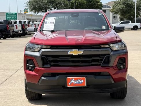 Certified 2024 Chevrolet Colorado LT w/ LT Convenience Package II RWD image 9