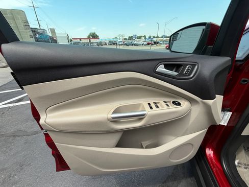 Used 2013 Ford C-MAX Energi SEL FWD image 11
