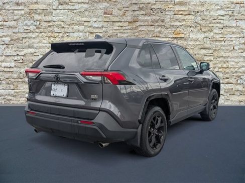 Used 2024 Toyota RAV4 LE FWD image 7
