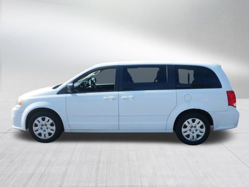 Used 2017 Dodge Grand Caravan SE w/ Power Window Group FWD image 4