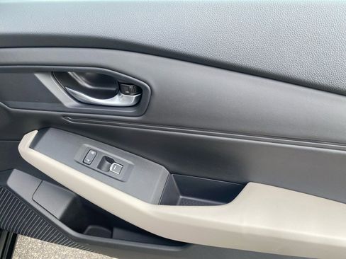 Used 2025 Honda Accord EX-L image 35