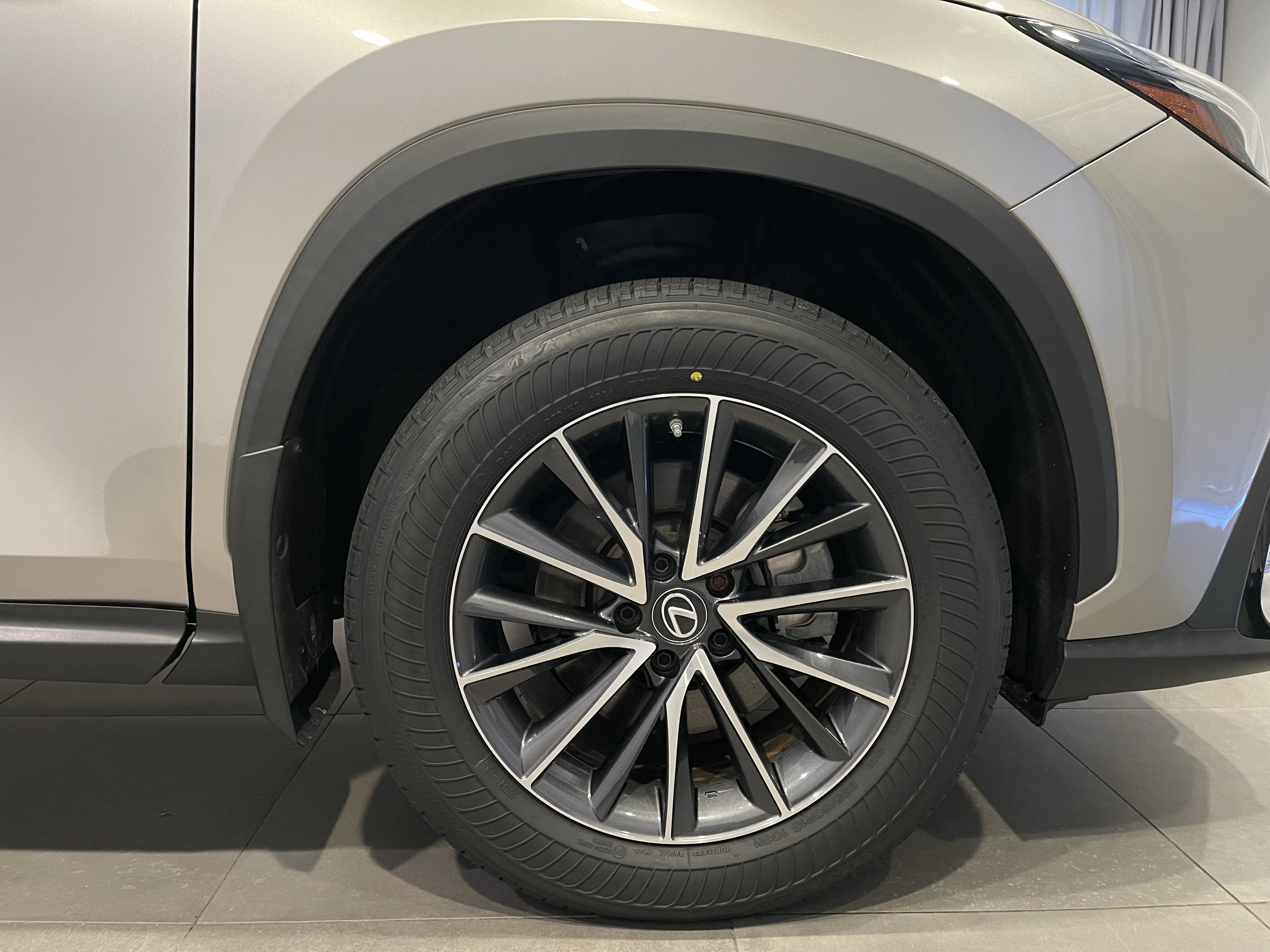 Used 2023 Lexus NX 350 AWD image 10