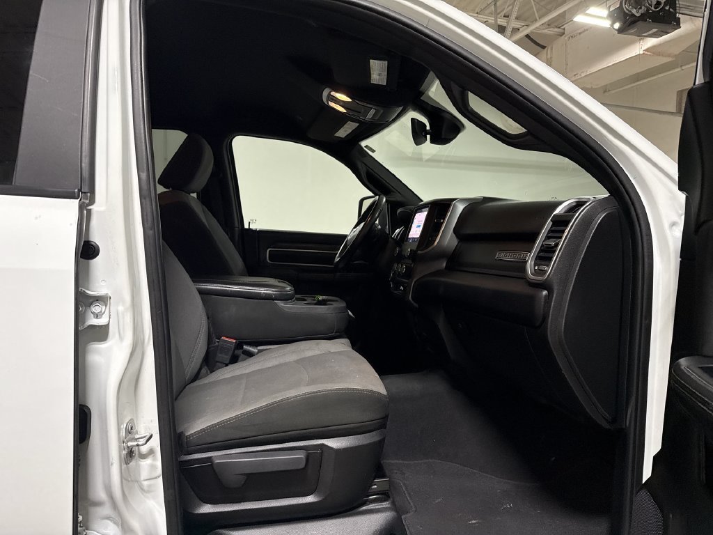 Used 2024 RAM 2500 Big Horn AWD/4WD image 21