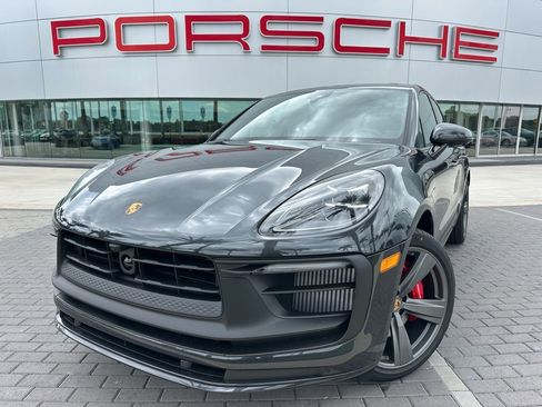 Used 2026 Porsche Macan GTS AWD/4WD image 1