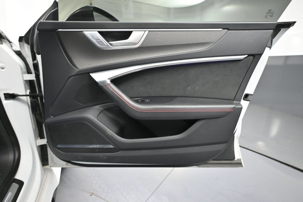 Used 2022 Audi RS 7 Sportback w/ Black Optic Package AWD/4WD image 37