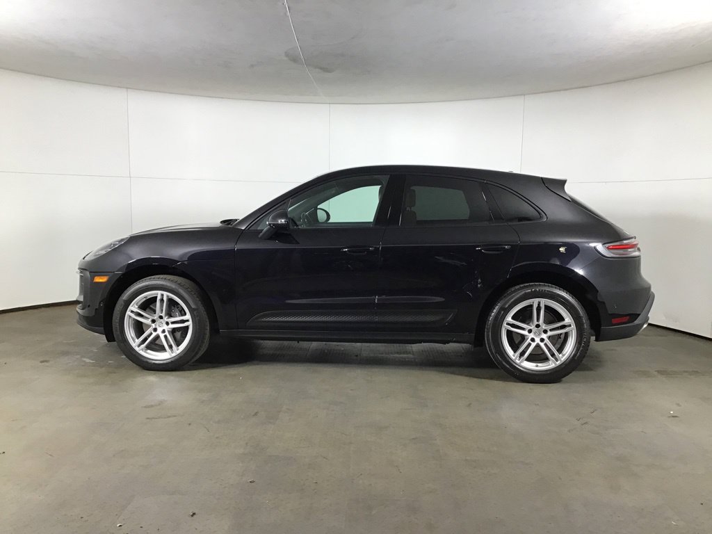 Certified 2023 Porsche Macan Turbo AWD/4WD image 2