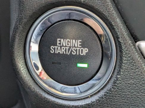 Certified 2017 GMC Yukon Denali w/ Open Road Package RWD image 34
