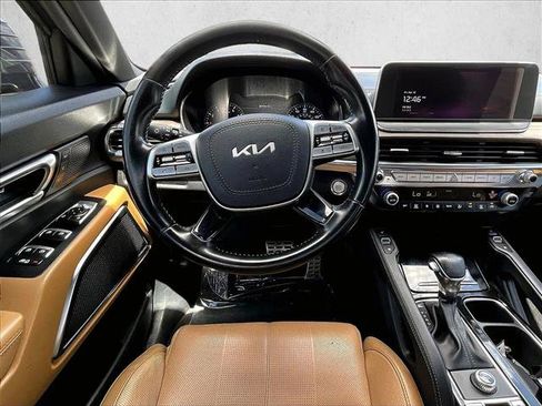 Used 2022 Kia Telluride SX w/ Towing Package FWD image 7