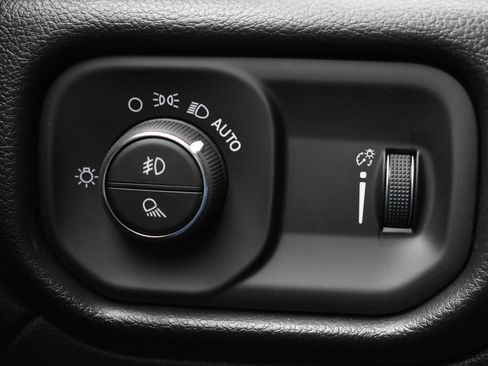 New 2026 RAM 3500 Tradesman image 17