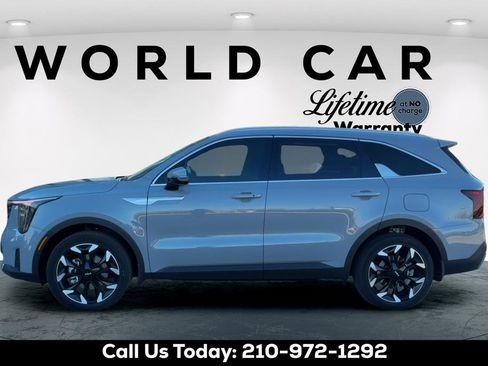 New 2026 Kia Sorento EX FWD image 6