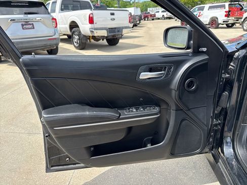 Used 2019 Dodge Charger Scat Pack w/ Plus Group RWD image 25