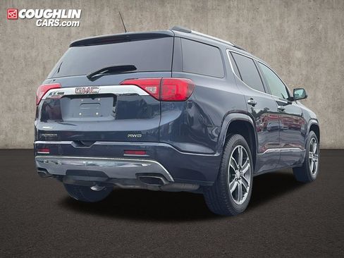 Used 2019 GMC Acadia Denali w/ Technology Package AWD/4WD image 10