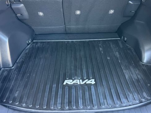 Used 2024 Toyota RAV4 LE AWD/4WD image 15