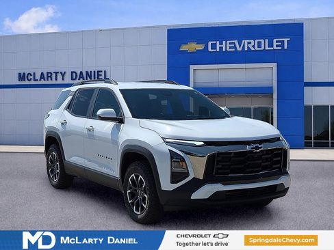 New 2026 Chevrolet Equinox ACTIV w/ Convenience Package III FWD image 1