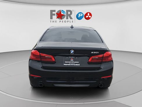Used 2019 BMW 530i w/ Convenience Package RWD image 4