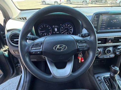 Used 2020 Hyundai Kona SE FWD image 18