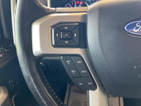 Used 2017 Ford F250 Lariat w/ Lariat Value Package AWD/4WD image 19