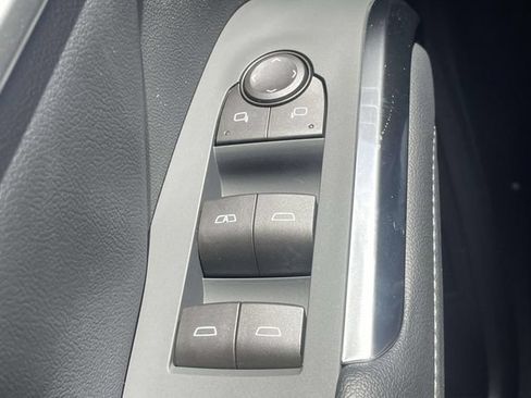 New 2026 Chevrolet Traverse LT FWD image 18