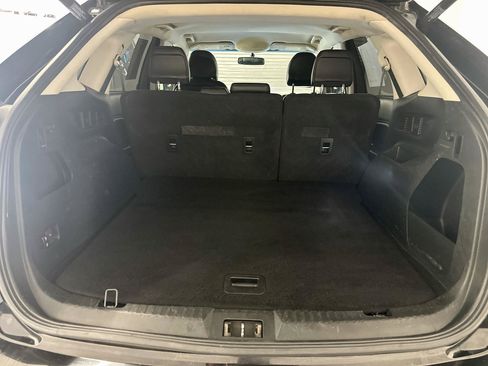 Used 2018 Ford Edge SEL w/ Equipment Group 201A AWD/4WD image 30