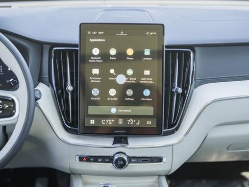 New 2026 Volvo XC60 B5 Ultra w/ Protection Package Premier image 21