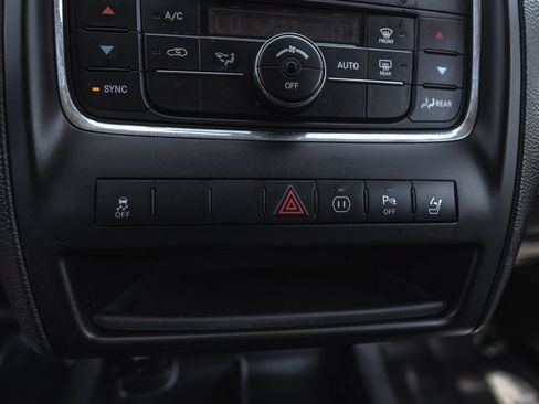 Used 2011 Dodge Durango Crew AWD/4WD image 16
