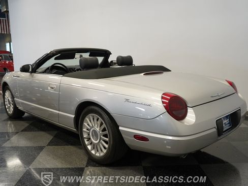 Used 2004 Ford Thunderbird image 14