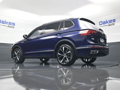 Used 2022 Volkswagen Tiguan SEL R-Line image 46