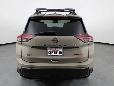 Certified 2025 Nissan Rogue SV AWD/4WD image 11