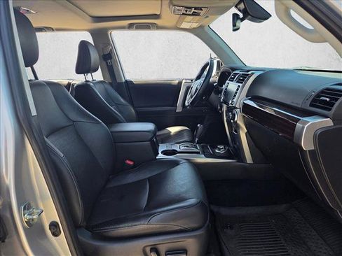 Used 2023 Toyota 4Runner Limited AWD/4WD image 19