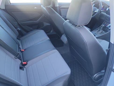 New 2026 Volkswagen Jetta SE FWD image 29