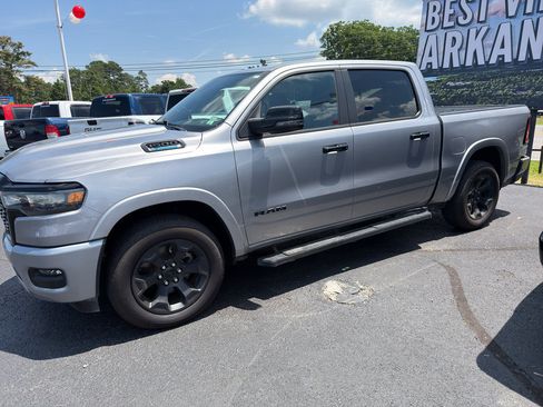 Used 2025 RAM 1500 Big Horn AWD/4WD image 36