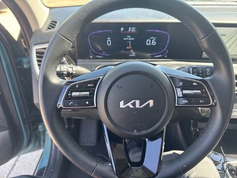 Certified 2026 Kia Seltos S FWD image 6