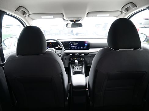 New 2026 Nissan Kicks SV image 14