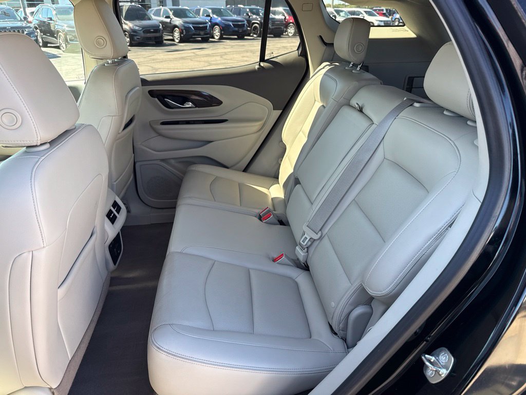 Used 2019 GMC Terrain Denali w/ Advanced Safety Package AWD/4WD image 11