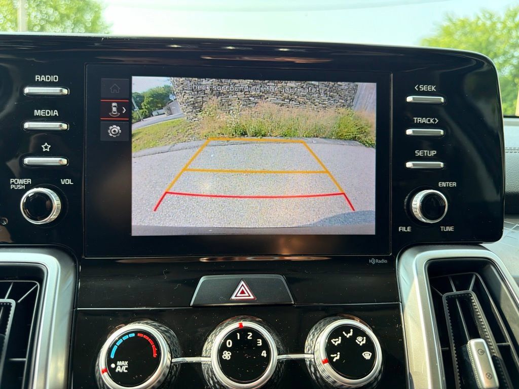 Certified 2023 Kia Sorento LX AWD/4WD image 22