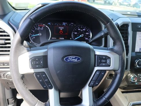 Used 2020 Ford F250 Lariat w/ Lariat Ultimate Package AWD/4WD image 29