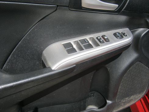 Used 2014 Toyota Camry SE w/ Moonroof Package FWD image 12